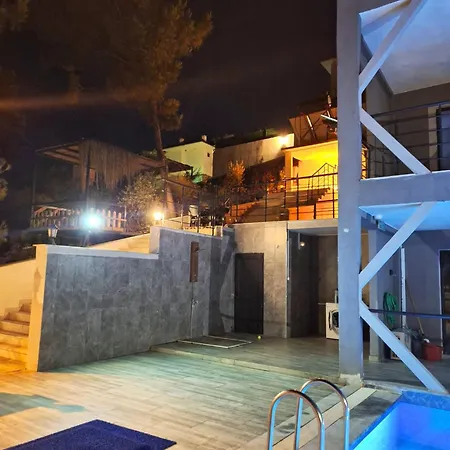 Hostel Mai Sarıgerme